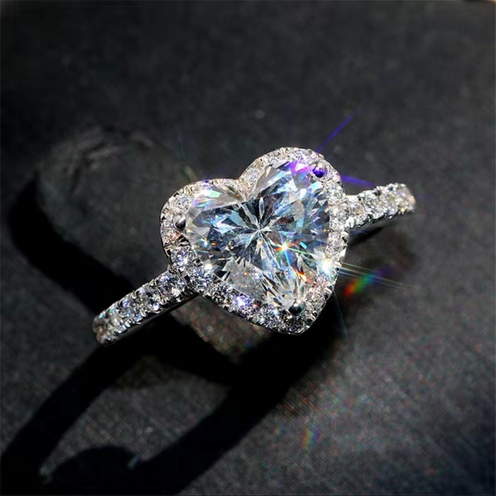 Luxury Heart Shape Zircon Wedding Engagement Ring 925 Silver Plated Jewelry